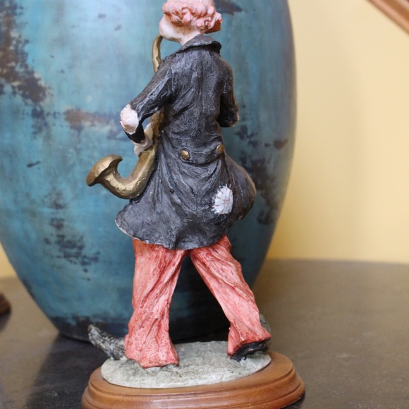 Lot of 4 Big top musical band circus clowns Resin Cast Hand panted - Picture 11 of 15